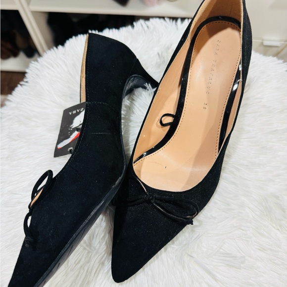 Zara Women's Black Pointed Toe Heels - Picture 2 of 4